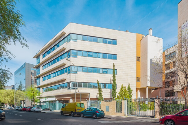 Más detalles de Calle Cronos, 20, Madrid - Oficina en alquiler