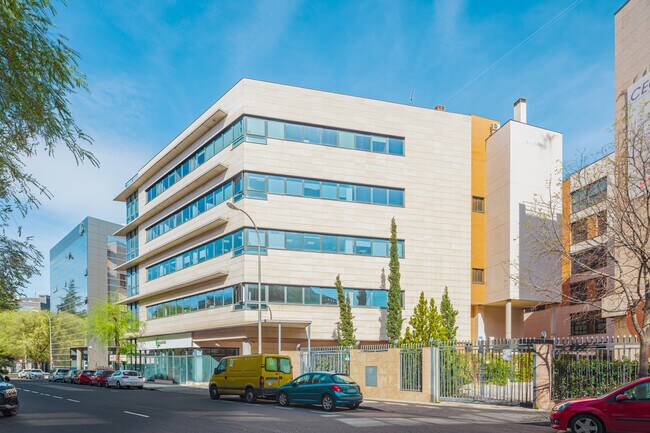 Más detalles de Calle Cronos, 20, Madrid - Oficina en venta