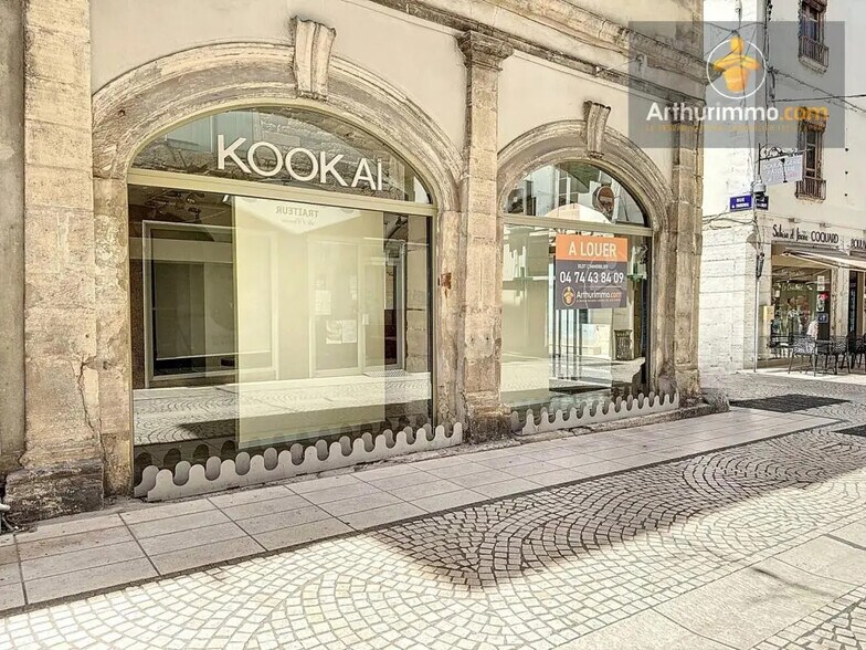 1 Rue Du Tribunal, Bourgoin-Jallieu en alquiler - Foto del edificio - Imagen 1 de 9