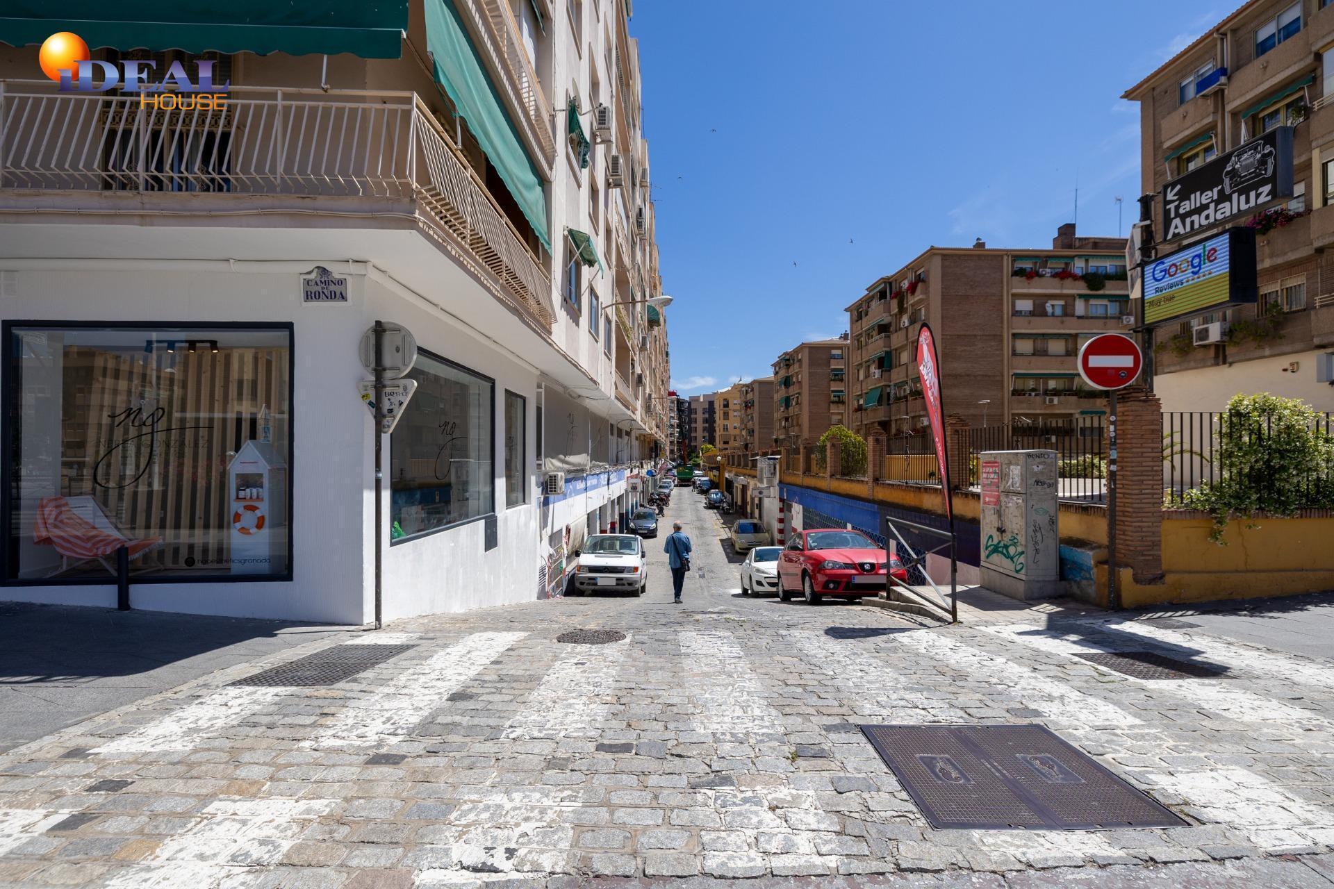 Calle Abderrahmán, 11, Granada, Granada en venta Foto del edificio- Imagen 1 de 33
