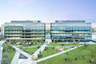 Calle Nanclares de Oca, 17, Madrid, MAD - AÉREA  vista de mapa