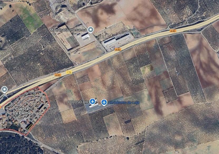 Nave en Loja en venta - Vista aérea - Imagen 2 de 5
