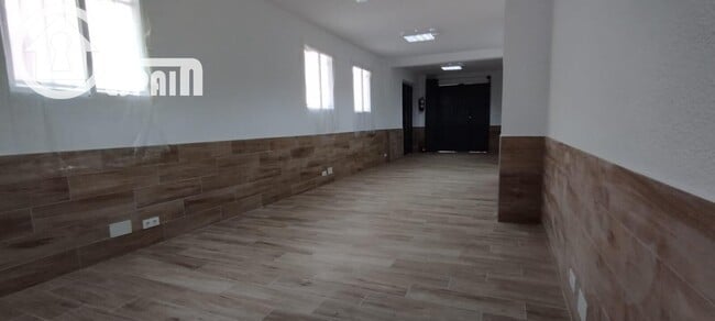 Más detalles de Calle de Gálvez, 2, Madrid - Local en alquiler