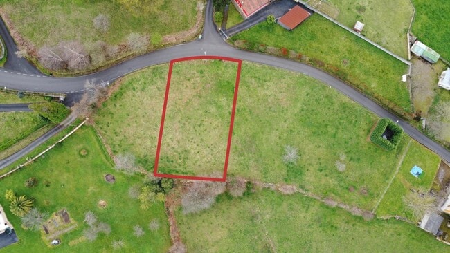 Más detalles de Lugar Vallina, Siero - Terreno en venta