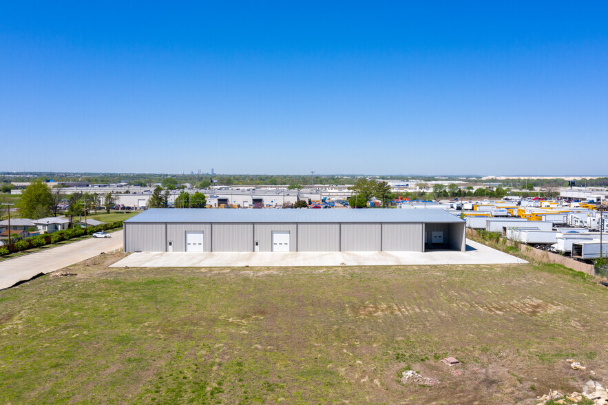 1339 N Garnett Rd, Tulsa, OK en venta - Foto del edificio - Imagen 2 de 5