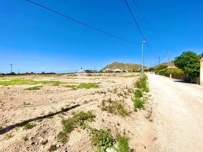 Más detalles de Poligono, 13-13, Abanilla - Terreno en venta