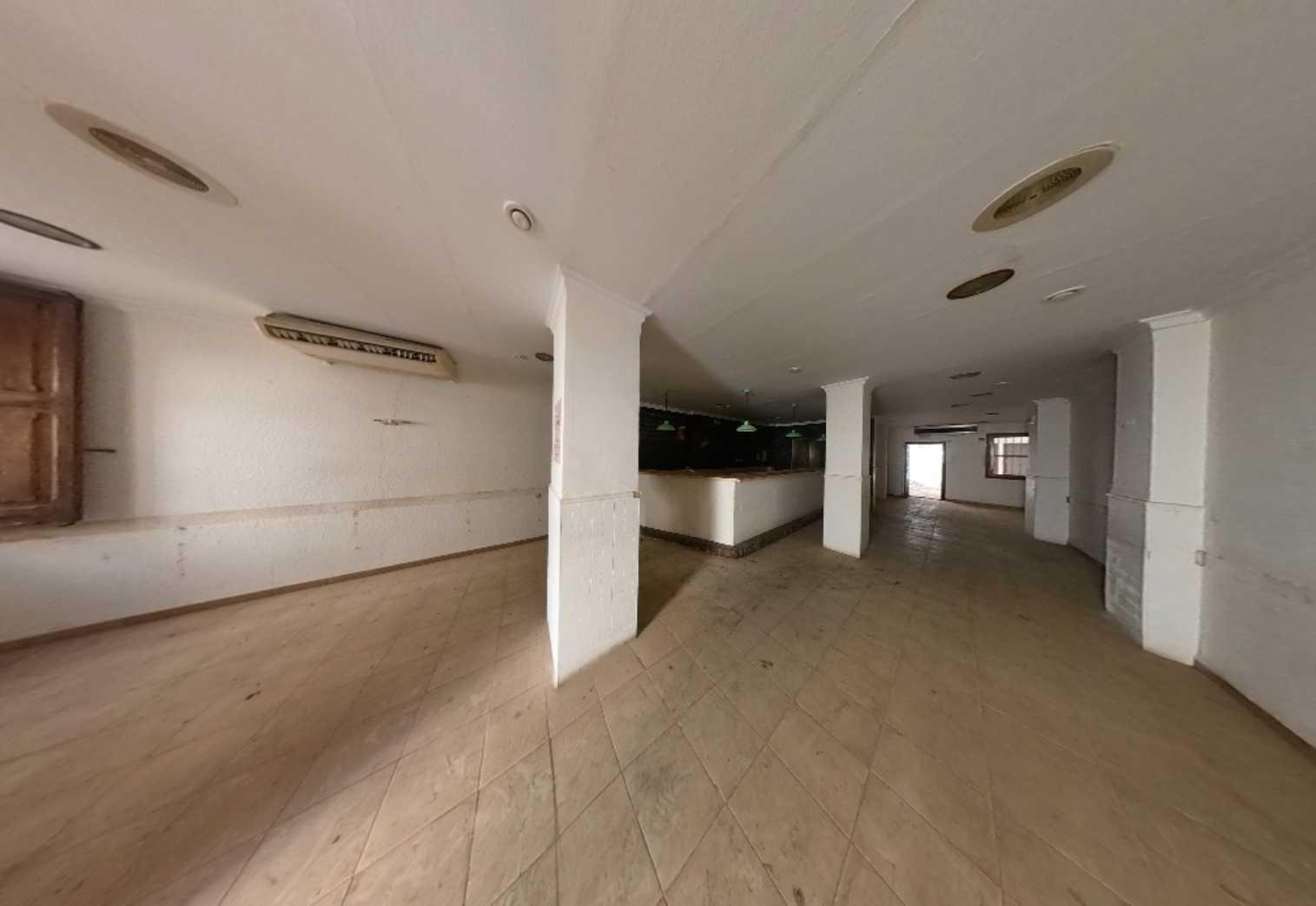 Local en La Font de la Figuera en venta Foto del interior- Imagen 1 de 24