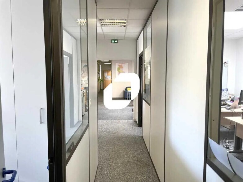 13-17 Rue Jean Bourgey, Villeurbanne en alquiler - Foto del edificio - Imagen 2 de 10