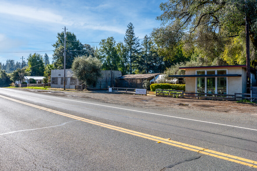 8660-8684 Highway 128 Hwy, Philo, CA en venta - Foto principal - Imagen 1 de 38