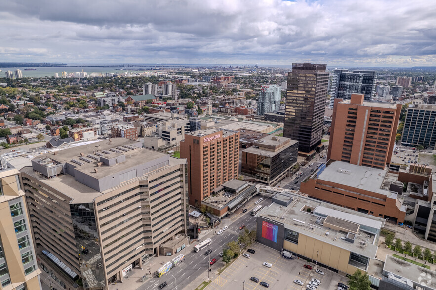 100, 110, and 120 King St W, Hamilton, ON en alquiler - Foto del edificio - Imagen 1 de 26