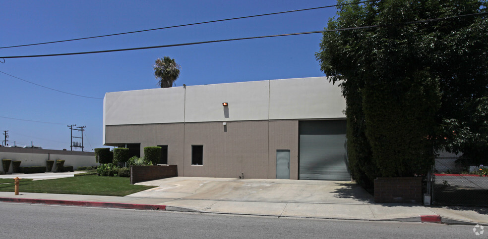 4455-4487 Rowland Ave, El Monte, CA en alquiler - Foto del edificio - Imagen 2 de 20