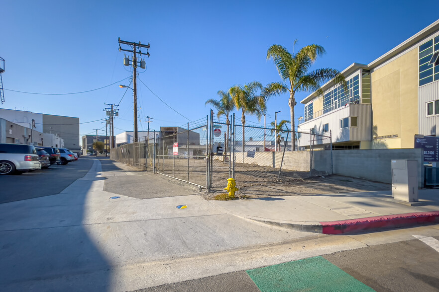 11833 Major St, Culver City, CA en alquiler - Foto del edificio - Imagen 1 de 6