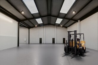 1-8 Dawson Rd, Milton Keynes en alquiler Foto del interior- Imagen 2 de 2