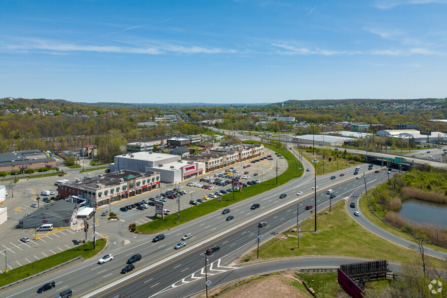 195 Route 46, Totowa, NJ en alquiler - Vista aérea - Imagen 2 de 11