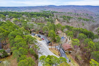 352 W Van Buren, Eureka Springs, AR - VISTA AÉREA  vista de mapa - Image1