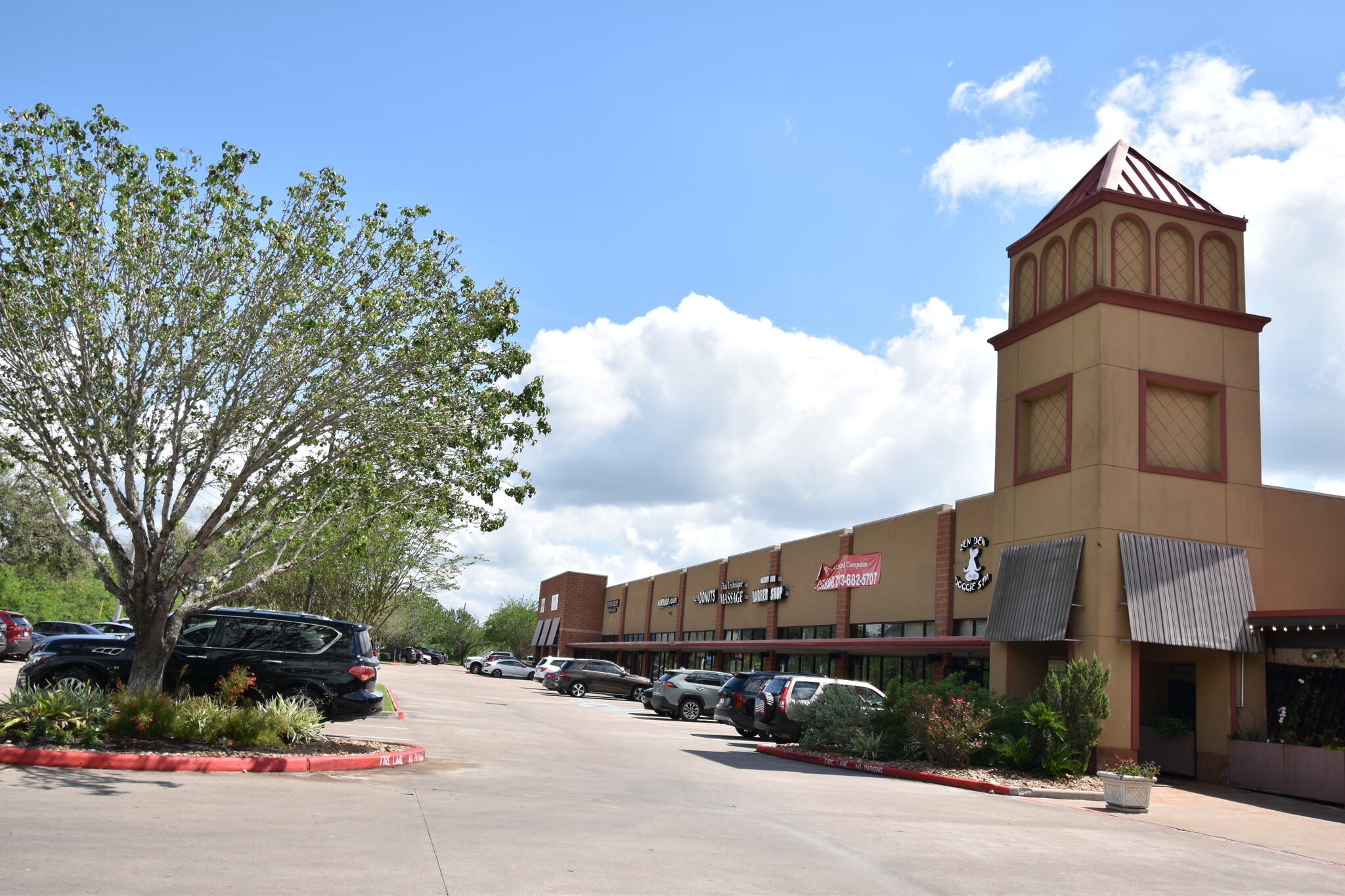 2407 W Parkwood Rd, Friendswood, TX en alquiler Foto del edificio- Imagen 1 de 14