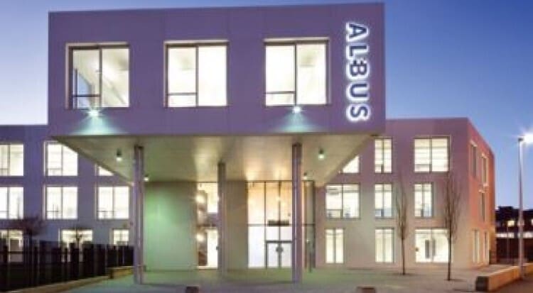 Brook St, Glasgow en alquiler Foto del edificio- Imagen 1 de 8