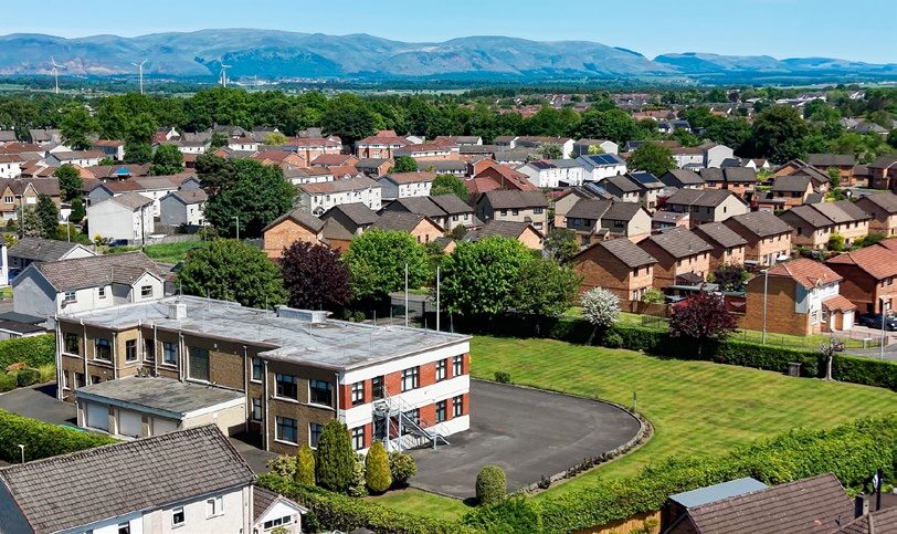 Broomage Av, Larbert en venta - Foto del edificio - Imagen 3 de 3