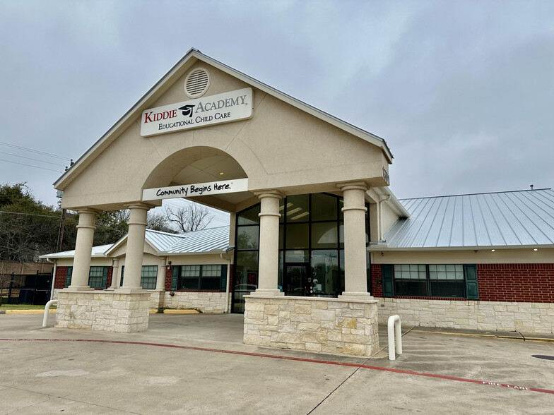 1301 N Lakeline Blvd, Cedar Park, TX en venta - Foto del edificio - Imagen 3 de 23