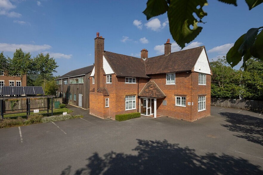 7 Castlefield Rd, Reigate en alquiler - Foto principal - Imagen 1 de 2