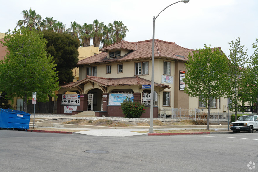 444 S Westmoreland Ave, Los Angeles, CA en venta - Foto del edificio - Imagen 2 de 3