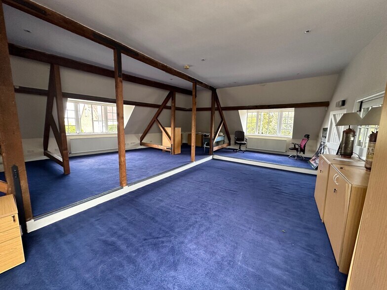 Church Rd, Penn en alquiler - Foto del edificio - Imagen 2 de 3