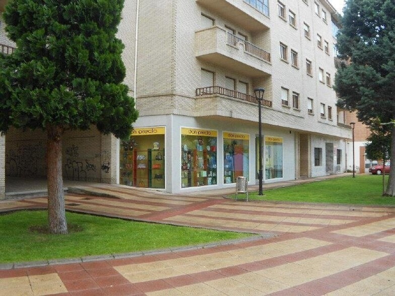 Local en La Robla, León en venta - Foto del edificio - Imagen 1 de 3