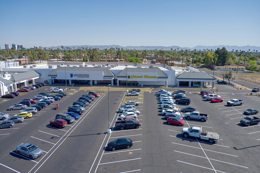 1615-1635 W Camelback Rd, Phoenix, AZ en alquiler - Foto del edificio - Imagen 2 de 7