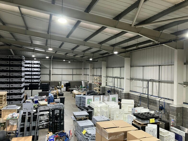 Albright Rd, Widnes en alquiler - Foto del edificio - Imagen 2 de 4