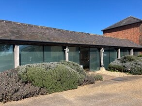 Old Wolverton Rd, Milton Keynes en alquiler Foto del edificio- Imagen 2 de 5