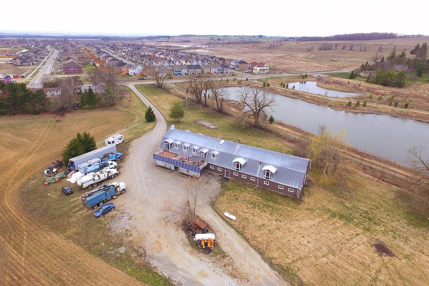 5209 Boyne St, Essa, ON en alquiler - Foto del edificio - Imagen 3 de 8