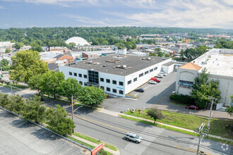 250 E Sandford Blvd, Mount Vernon, NY - vista aérea  vista de mapa