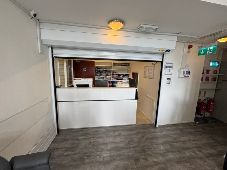 High Street, London en venta - Foto del edificio - Imagen 3 de 5