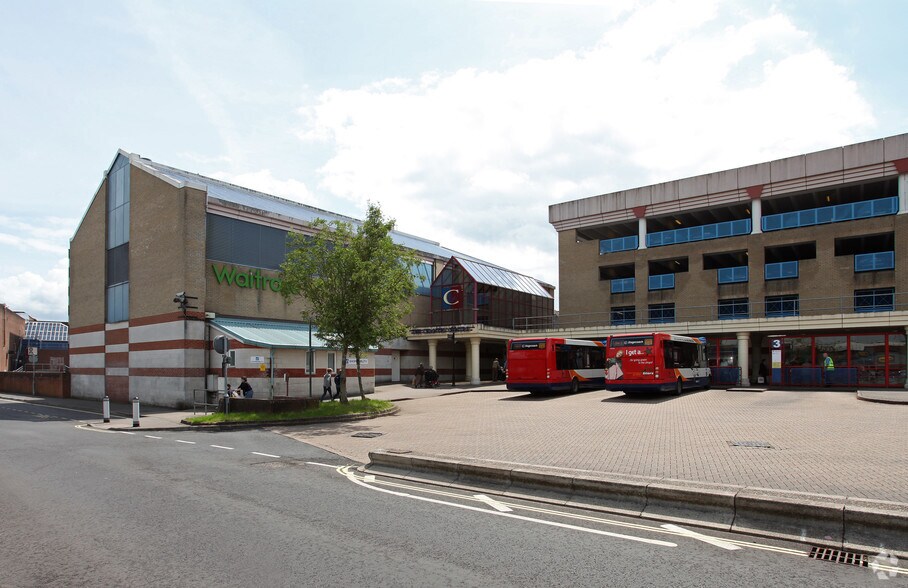 Chantry Way, Andover en alquiler - Foto del edificio - Imagen 3 de 4