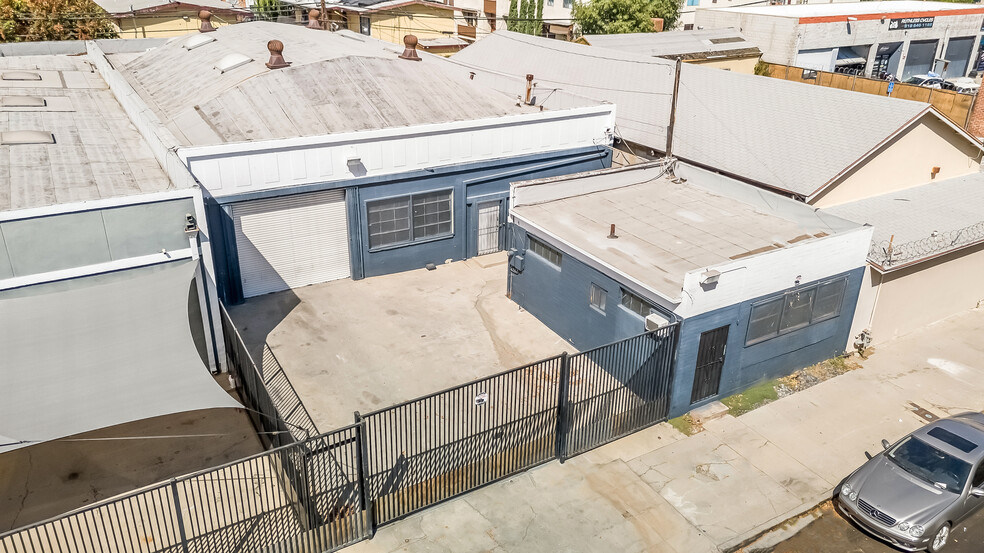 14117-14123 Bessemer St, Van Nuys, CA en venta - Foto del edificio - Imagen 2 de 22