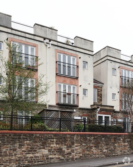 1-37 Station Rd, Bristol en venta - Foto del edificio - Imagen 2 de 9