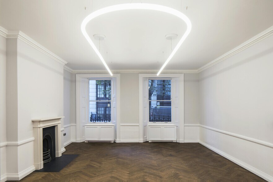 4 Bloomsbury Pl, London en alquiler - Foto del edificio - Imagen 3 de 18