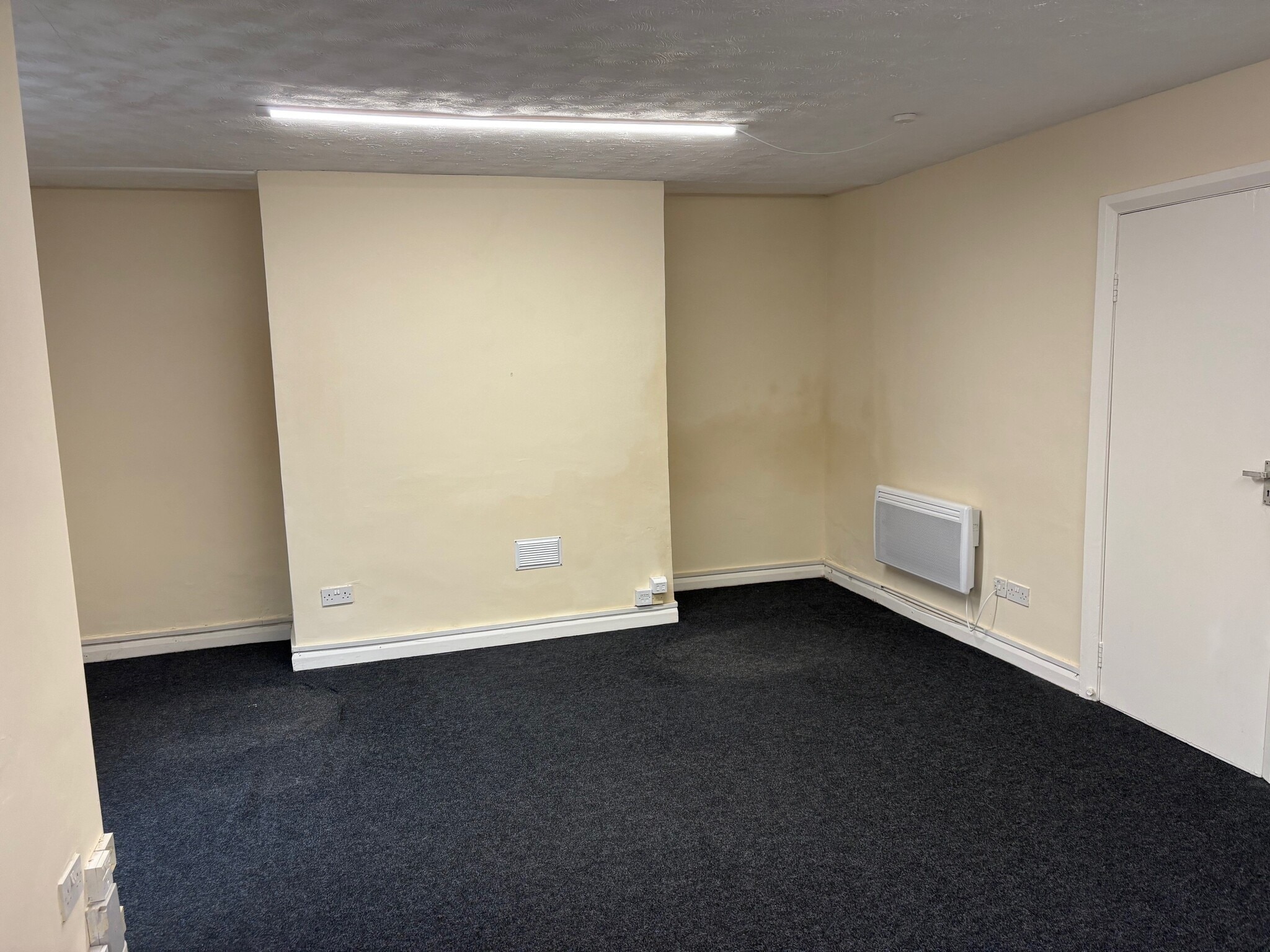 86-88 The Hwy, Deeside en alquiler Foto del interior- Imagen 1 de 2