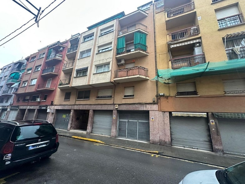 Carrer París, Montcada i Reixac, Barcelona en venta - Foto del interior - Imagen 1 de 1