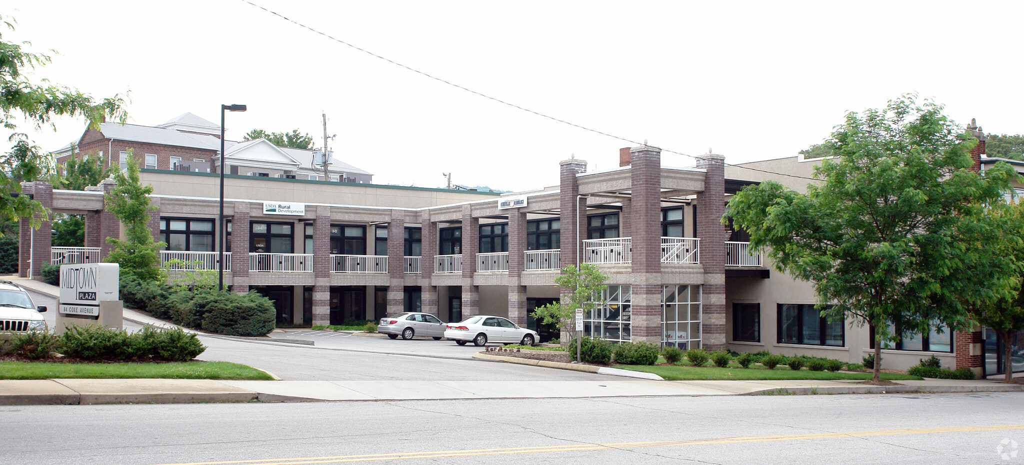 84 Coxe Ave, Asheville, NC en alquiler Foto del edificio- Imagen 1 de 10