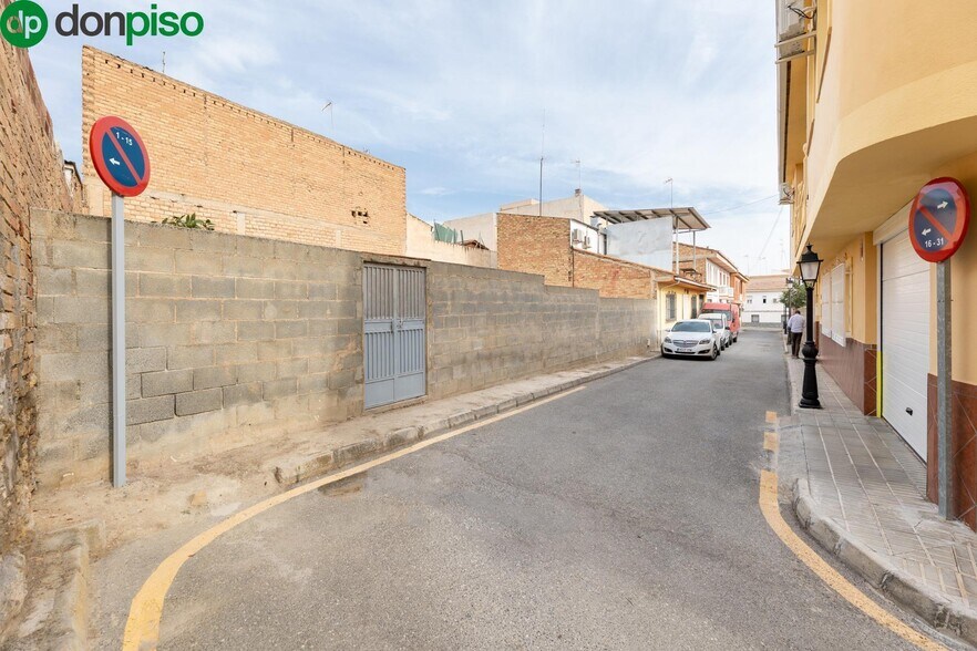 Calle San Lucas, 8-8, Las Gabias, Granada en venta - Foto del edificio - Imagen 3 de 16