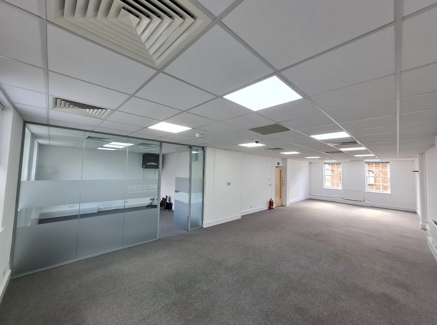 5-6 Church St, Twickenham en venta Foto del interior- Imagen 1 de 1