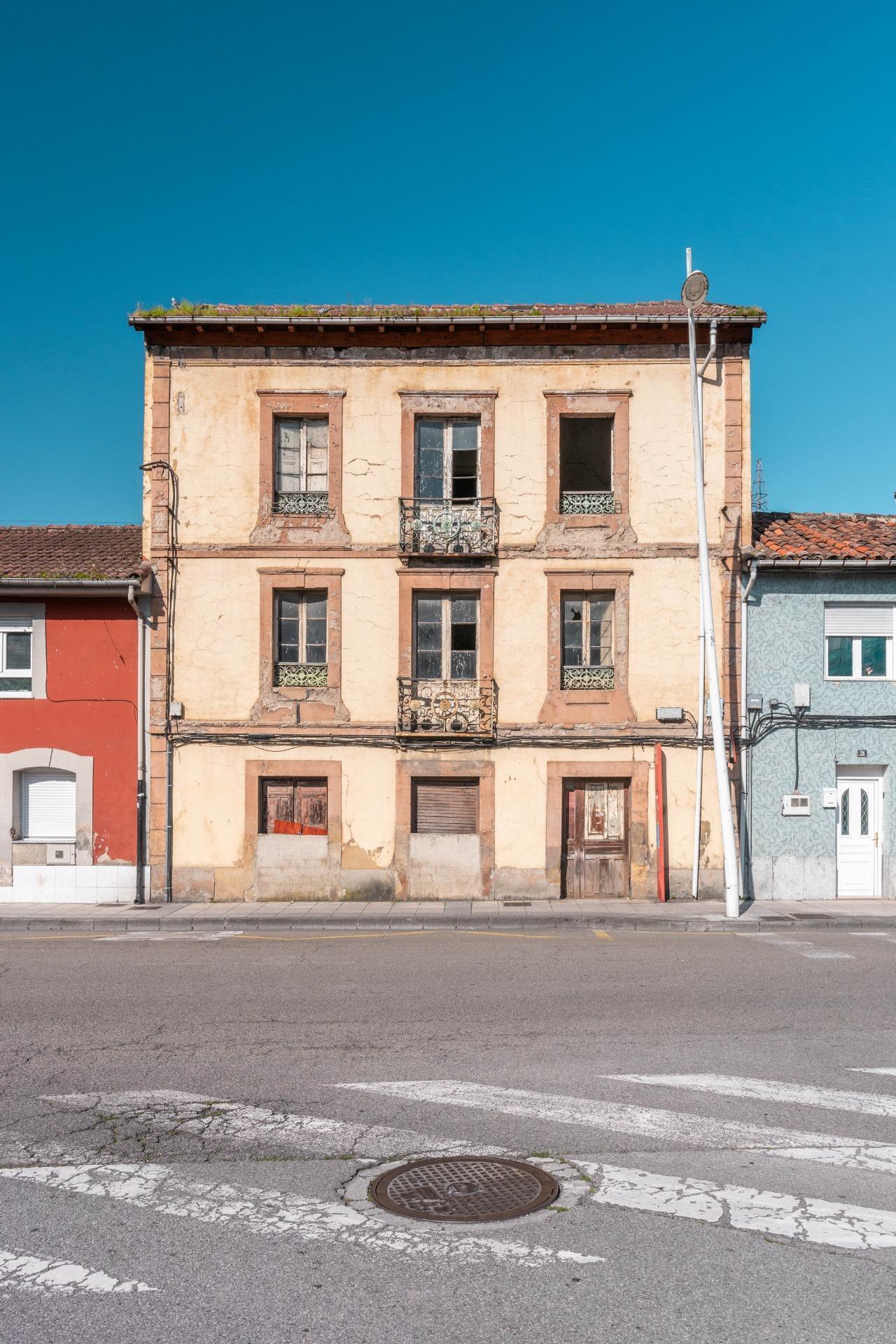 Calle Jaime Alberti, 19, Langreo, Asturias en venta Foto del edificio- Imagen 1 de 39