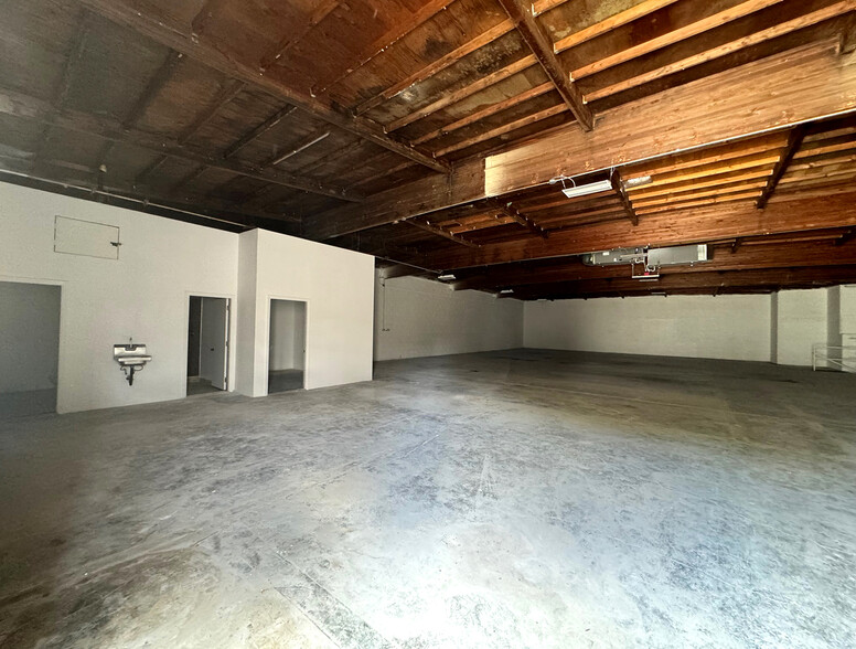 12637 S Main St, Los Angeles, CA en venta - Foto del interior - Imagen 3 de 12