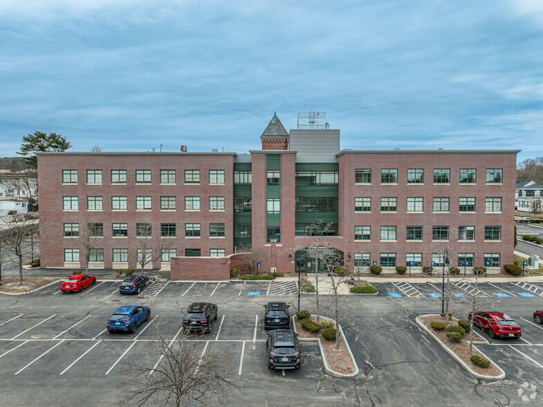 260 Charles St, Waltham, MA en alquiler - Foto del edificio - Imagen 3 de 5