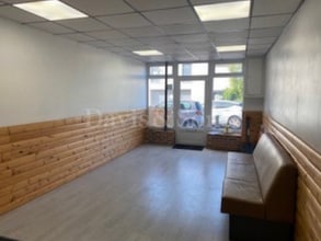 4-4A Commercial St, Cwmbran en alquiler Foto del interior- Imagen 2 de 8