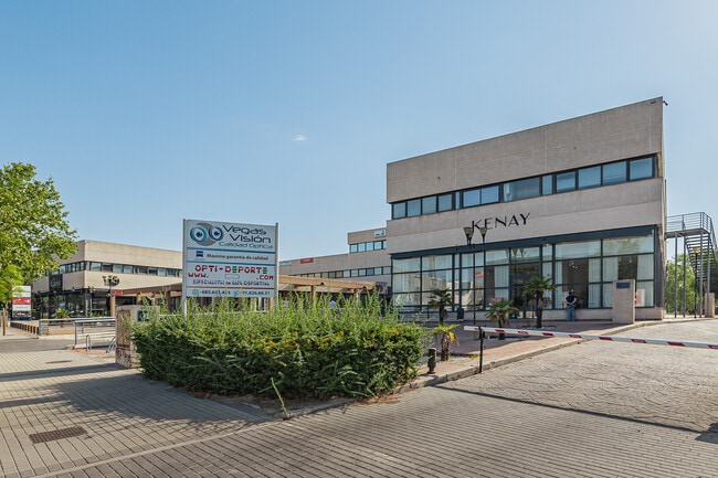 Más detalles de Calle Copenhague, 4-8, Las Rozas de Madrid - Oficina en alquiler