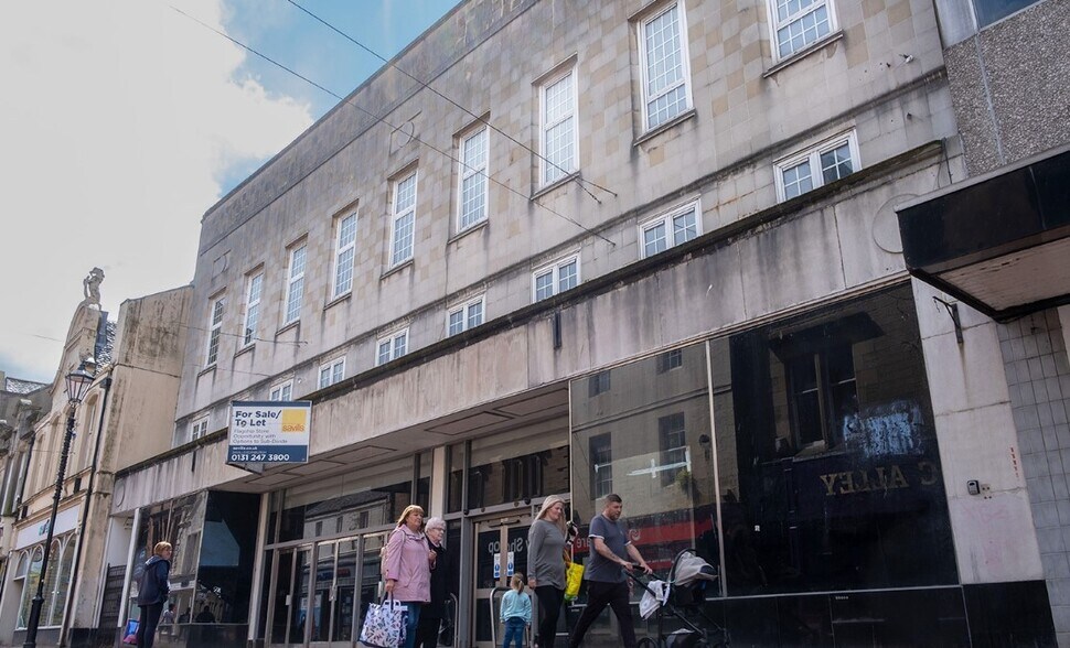 59-63 High St, Airth en alquiler - Foto del edificio - Imagen 2 de 4