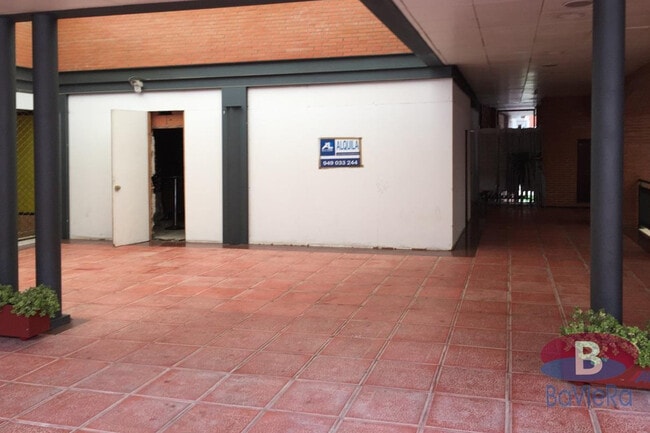 Más detalles de Avenida Barcelona, 12, Guadalajara - Local en alquiler