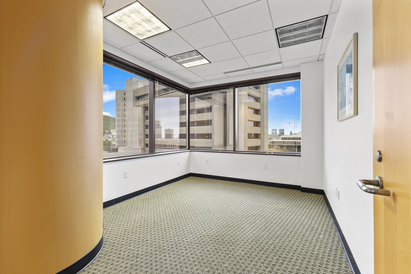 1100 Alakea St, Honolulu, HI 96813 - Unidad 900/901 -  - Foto del interior - Image 1 of 23